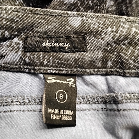 Seven Snakeskin Print Jeans  Size  8 - Picture 6 of 6